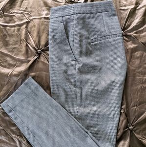 H&M - Black & White Cropped Capri Pants